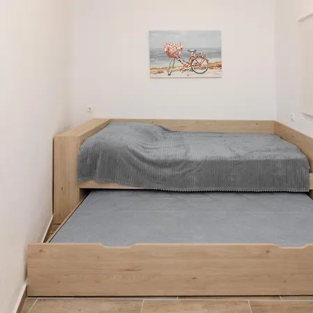 Sunshine House Semesterbostad *