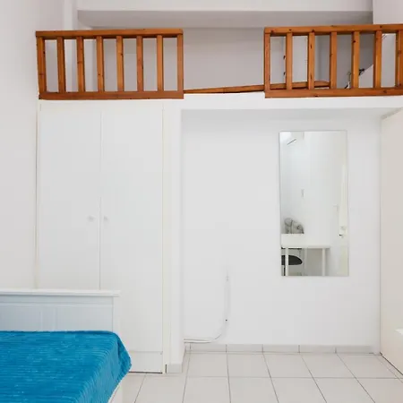 Semesterbostad Sunshine House