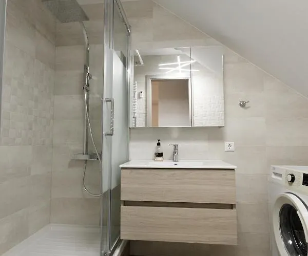 Sunshine House Case de vacanță *