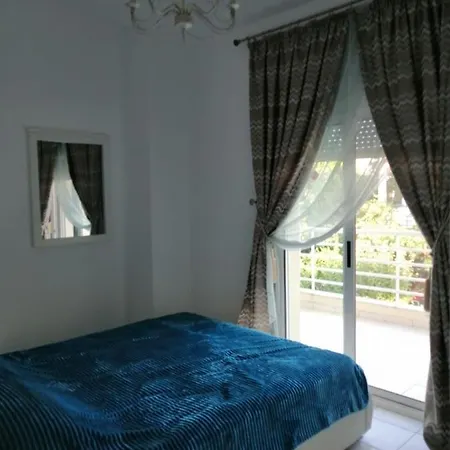 Sunshine House * Skala Fourkas