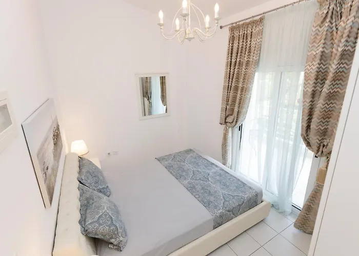 Sunshine House * Skála Foúrkas