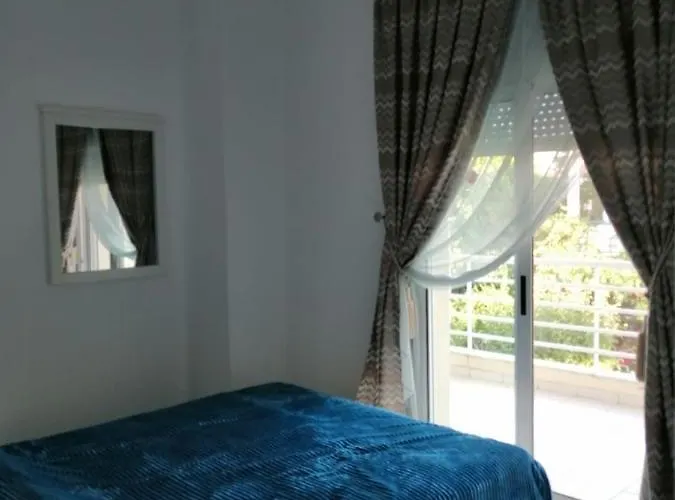 Sunshine House * Skála Foúrkas