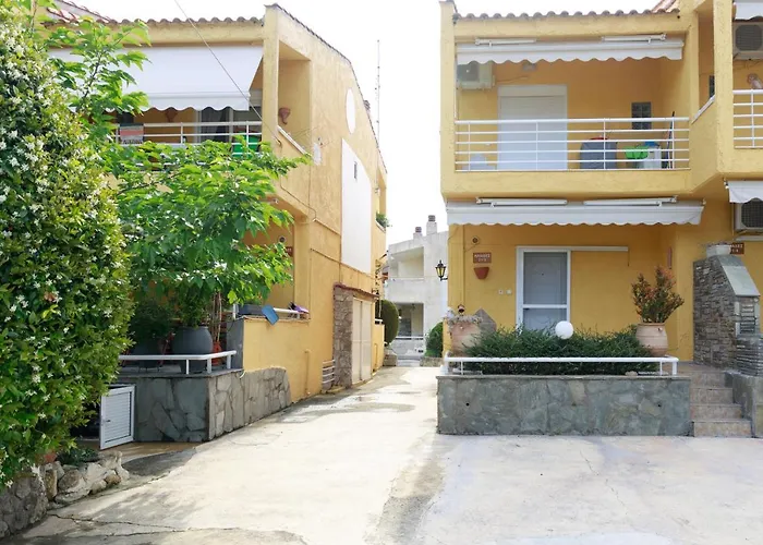 Sunshine House * Skála Foúrkas